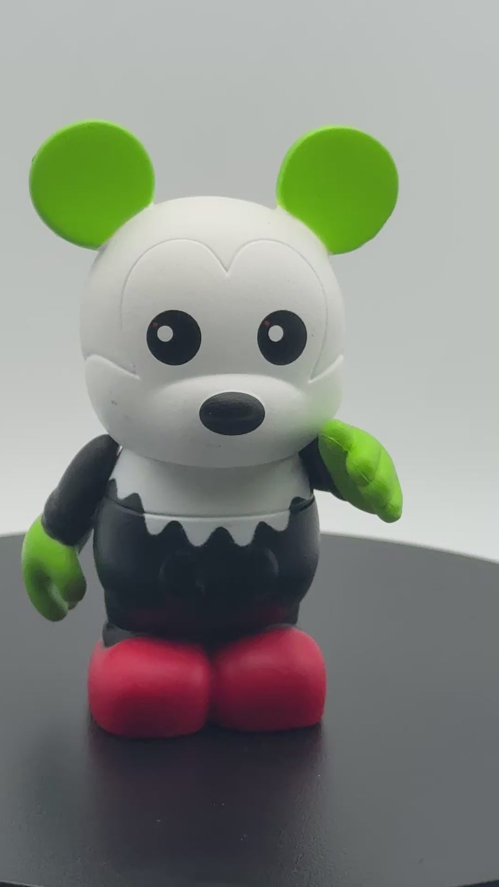 “Green Bear (Gear Bear)” — Urban Series 2 by Dan Howard